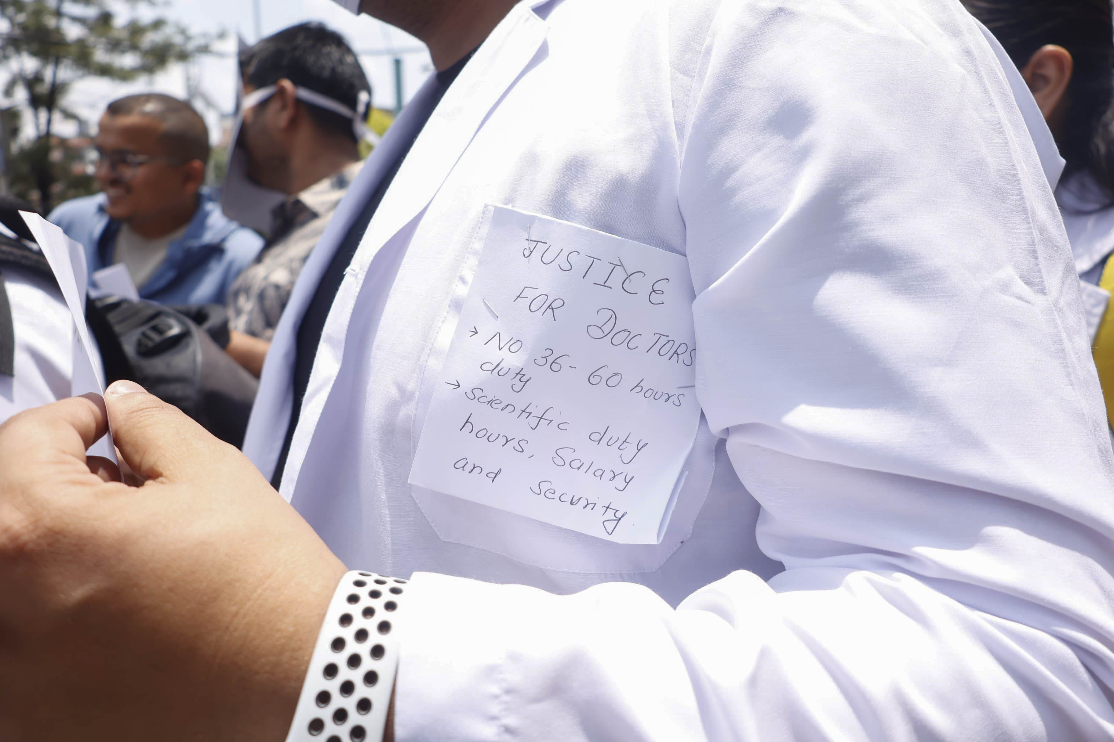genz-doctors-protest-govt-83-230 (9).jpg